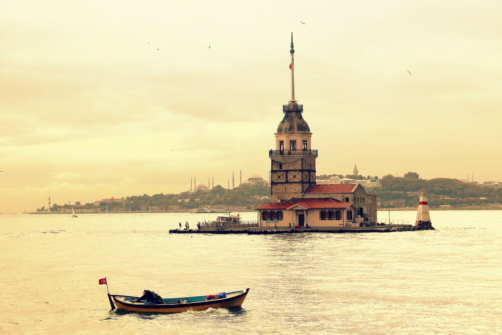 برج البنات في اسطنبول